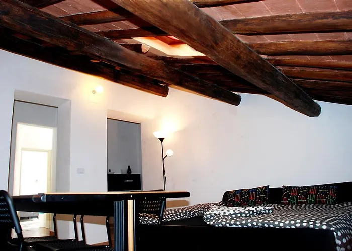 Center Attic Penthouse